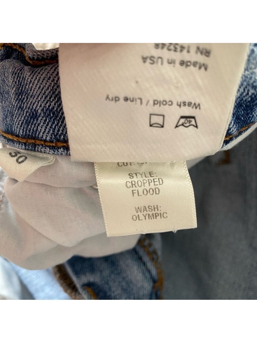 Reformation Cropped Flood Jeans Distressed Raw Hem in Olympic Wash Sz 30 - Picture 12 of 16